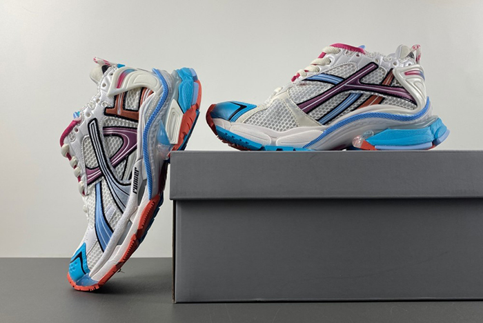 7.5Balenciaga/ 772774-W3RBW-2325