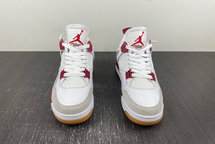 Nike SB x Air Jordan 4 DR5415-160