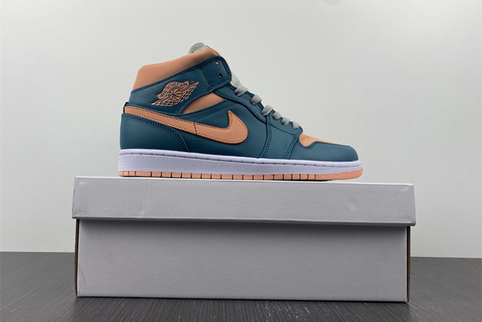 Air Jordan 1 Mid  BQ6472-308