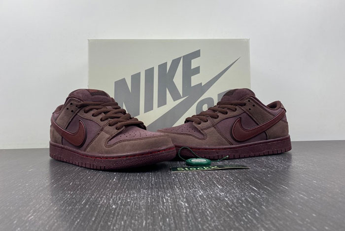 Nike Dunk SB 2024 FN0619-600