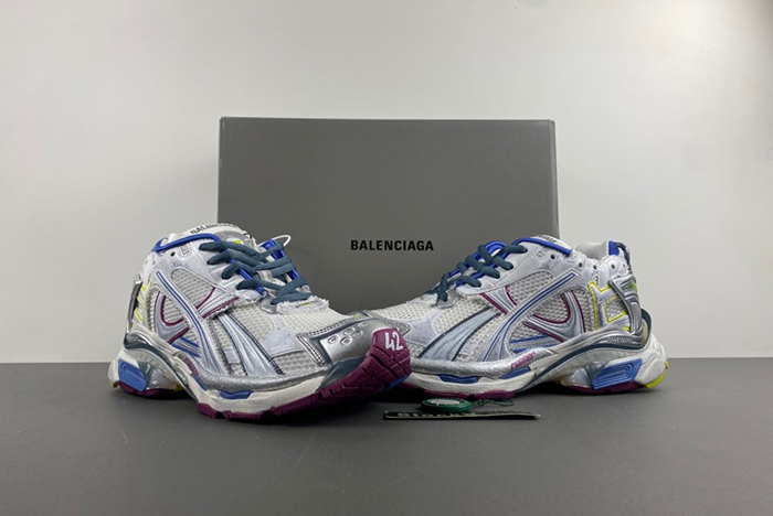 7.5Balenciaga/ 772774-W3RNY-0328