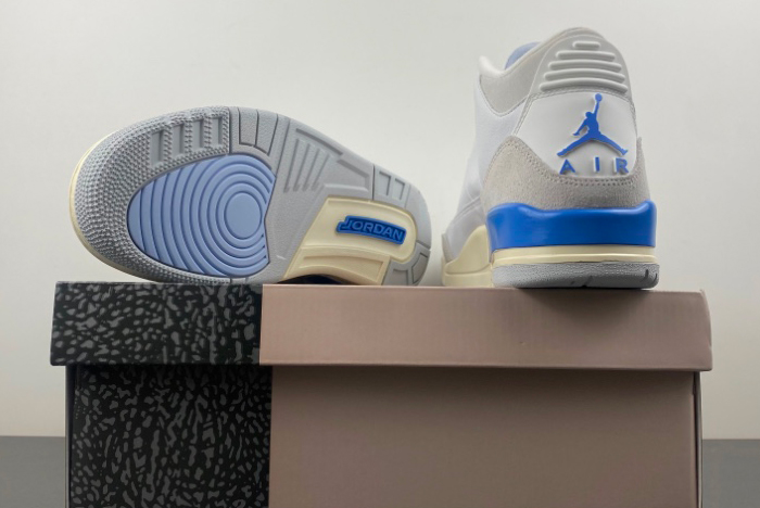 Air Jordan 3 “Lucky Shorts” UNC CT8532-101