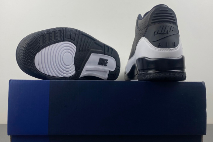 Fragment Design x Air Jordan 3 DA3595-100
