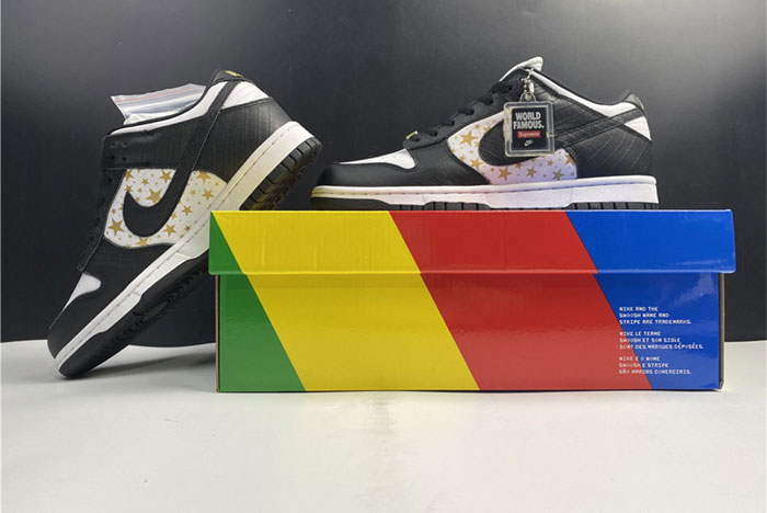 Supreme x Nike SB Dunk Low DH3228-102