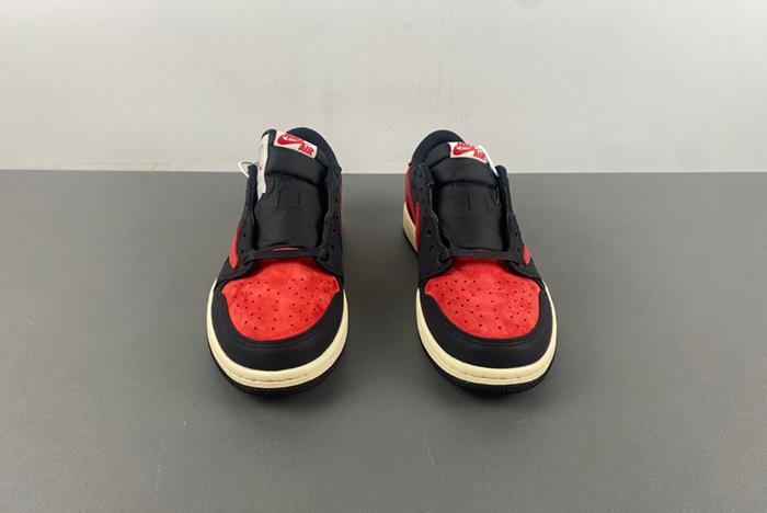 Travis Scott x Air Jordan 1 Low OG DM7866-061