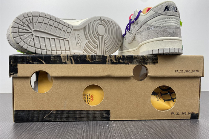 Off-White x Nike Dunk Low