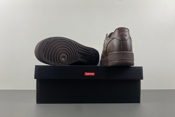 Supreme x Nike Air Force 1 Low “Baroque Brown”  CU9225-200