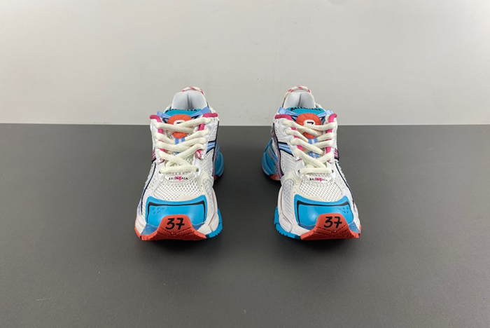 7.5Balenciaga/ 772774-W3RBW-2325