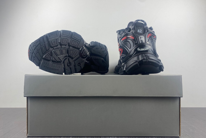 BALENCIAGA -Runner