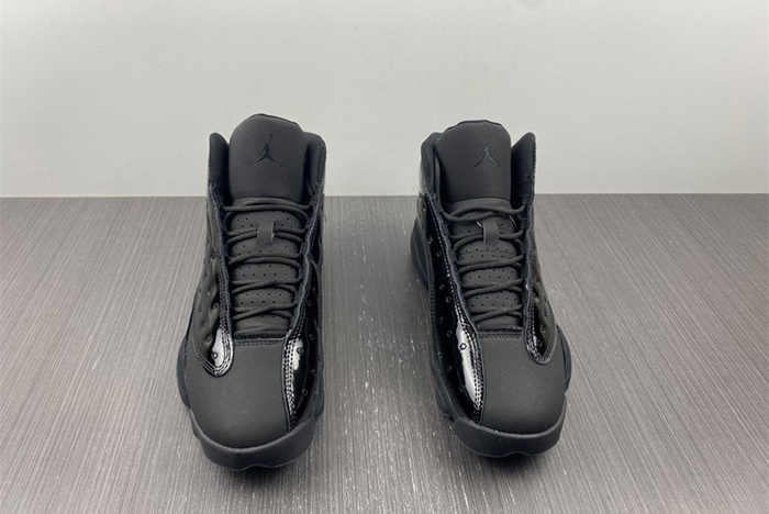 AJ 13 AIR JORDAN 13  ‘ Cap and Gown " 414571-012