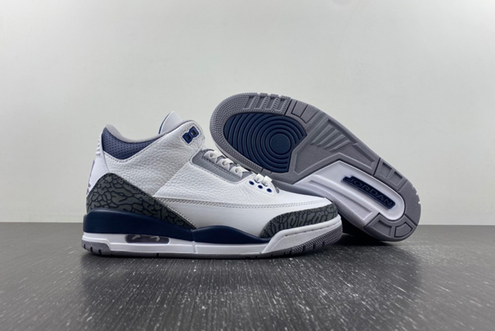 Air Jordan 3 “Midnight Navy”  CT8532-140