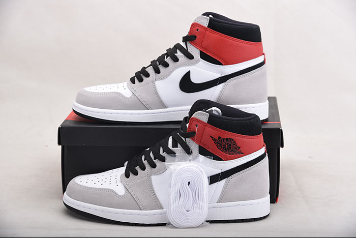 AIR JORDON 1 RETRO HIGH OG 555088-126