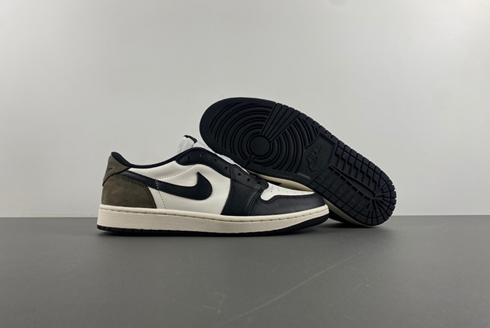Air Jordan 1 Low OG “Mocha”  CZ0790-102