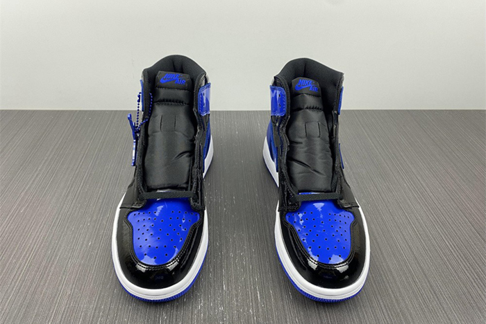 Air Jordan 1 Retr o OG 555088-404