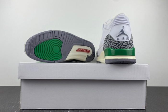 Air Jordan 3 WMNS “Lucky Green”  CK9246-136