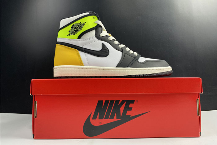 Nike Air Jordan 1 High OG “Volt Gold” 555088-118