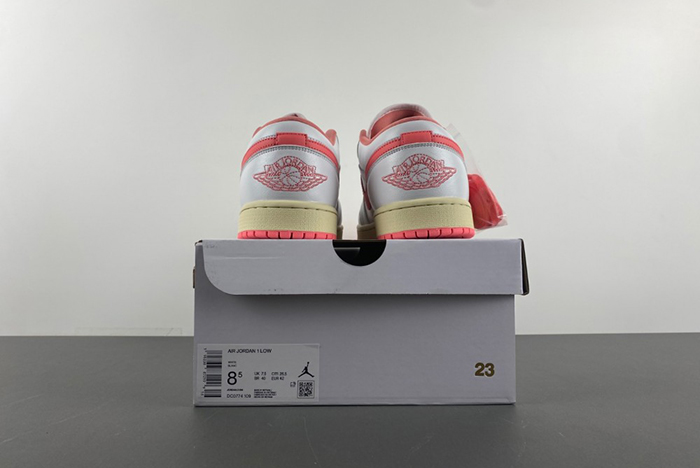Air Jordan 1 Low DC0774-109