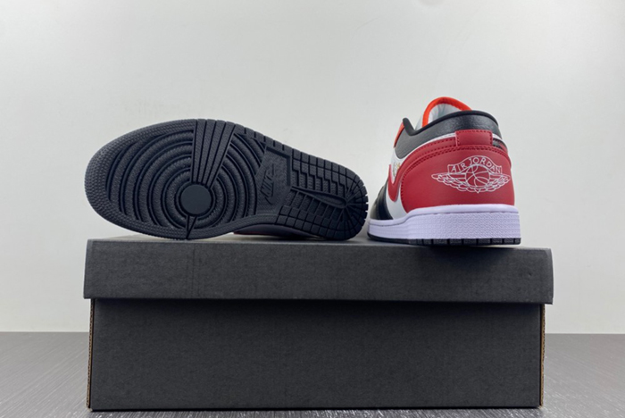 Air Jordan 1 Retro Low FJ7222-101