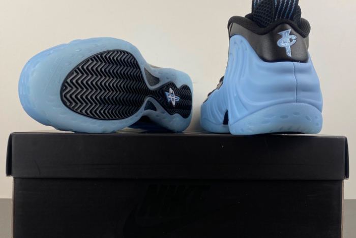 Nike Air Foamposite One “Psychic Blue” HJ6014-400
