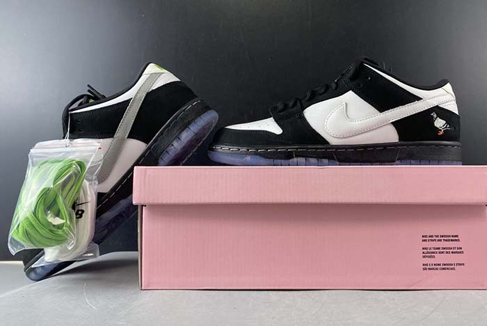 Staple x Nike Dunk SB Low Pro OG QS BV1310-013