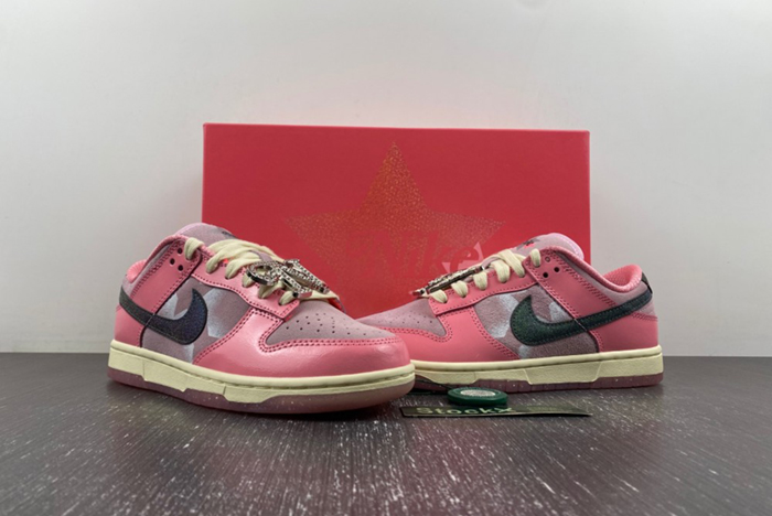 Nike Dunk Low “Barbie”  FN8927-621