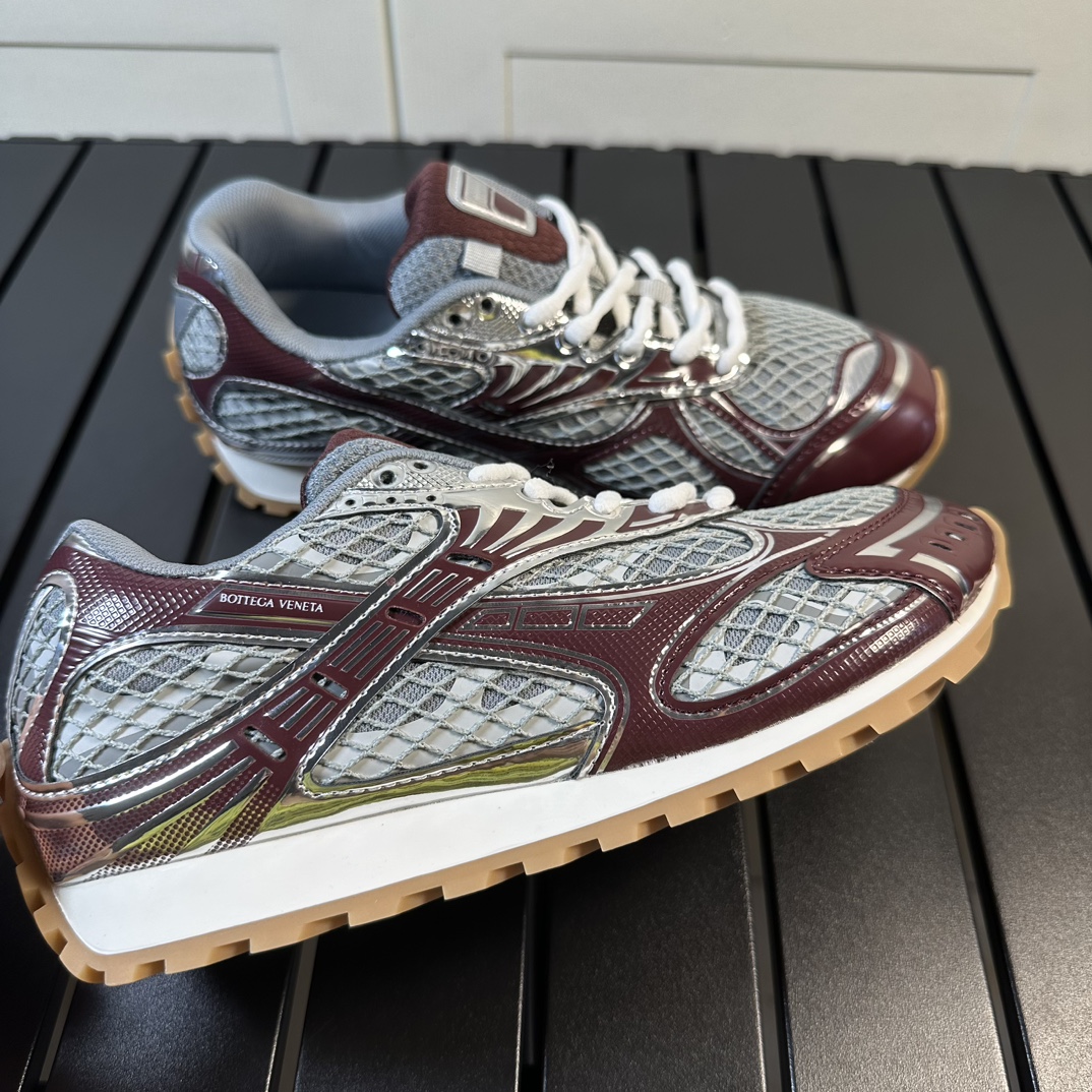 BOTTEGA VENETA Orbit Runner BV