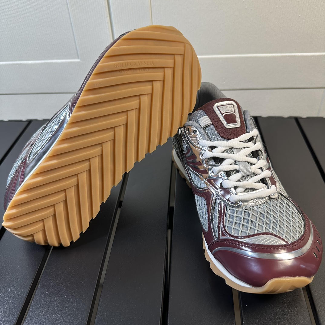 BOTTEGA VENETA Orbit Runner BV