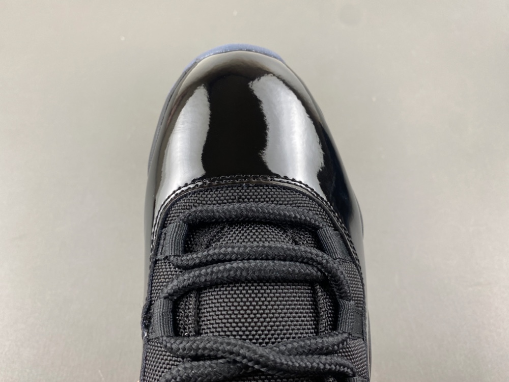 Air Jordan 11 “Gamma” 2025 CT8012-047