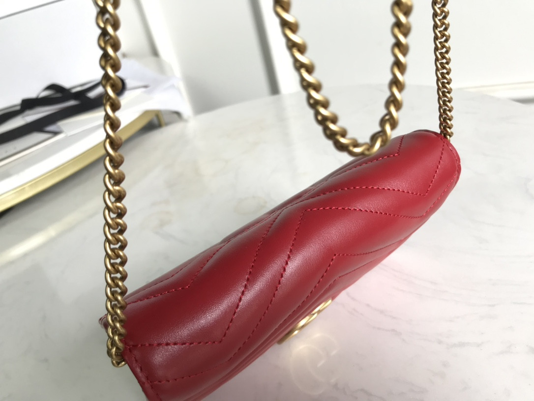 G*u*i gg marmont bag