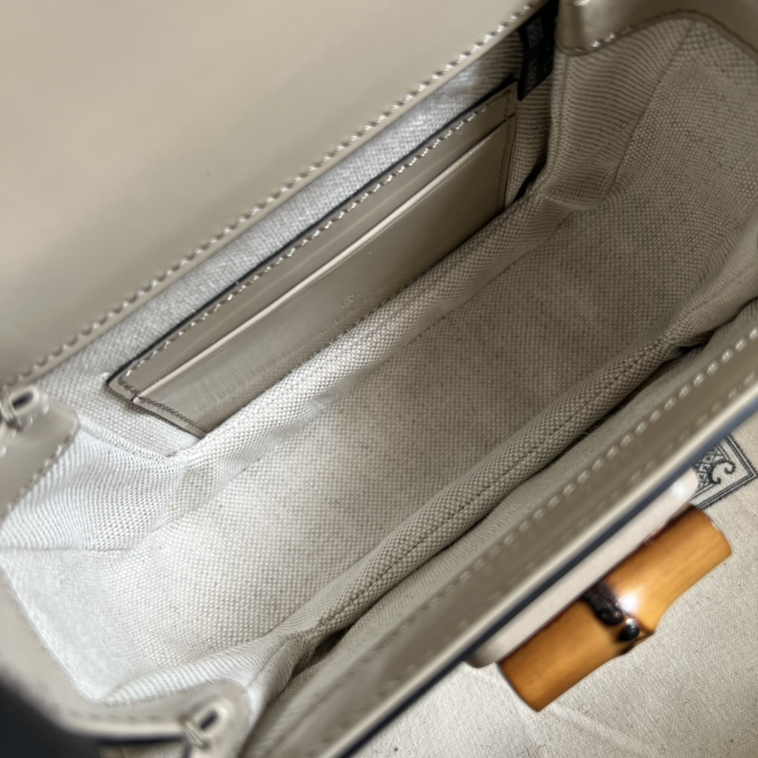 G*u*i bamboo 1947 bag