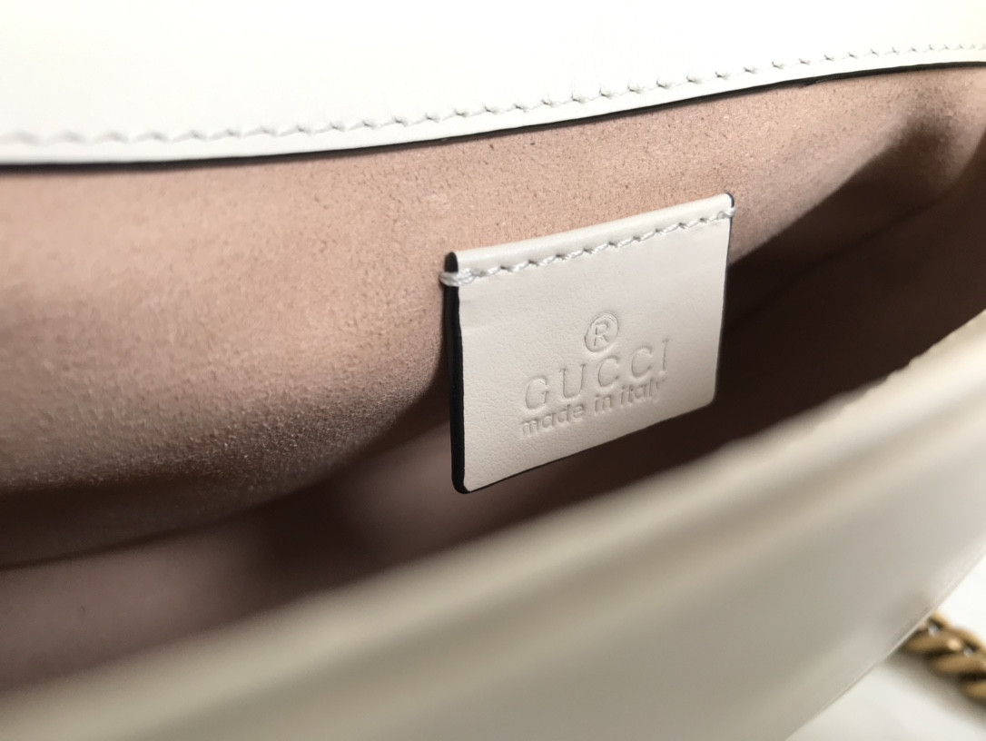 G*u*i gg marmont bag