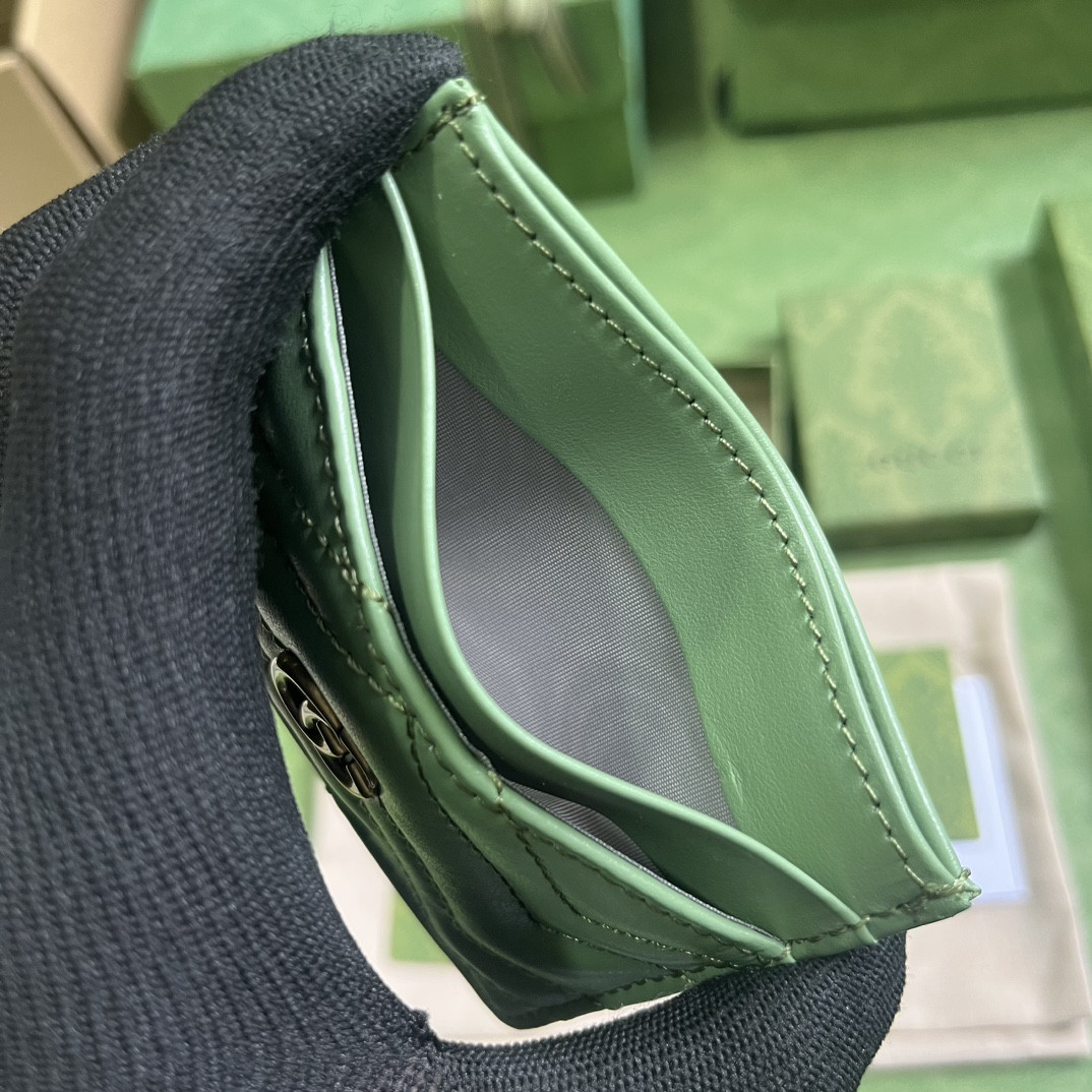 G*u*i gg marmont bag