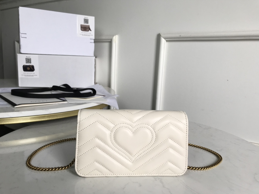 G*u*i gg marmont bag