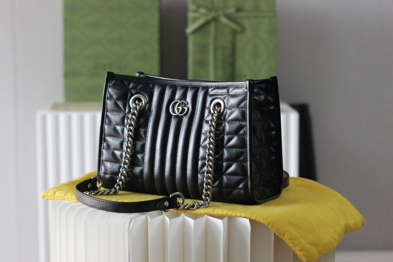 G*u*i gg marmont bag