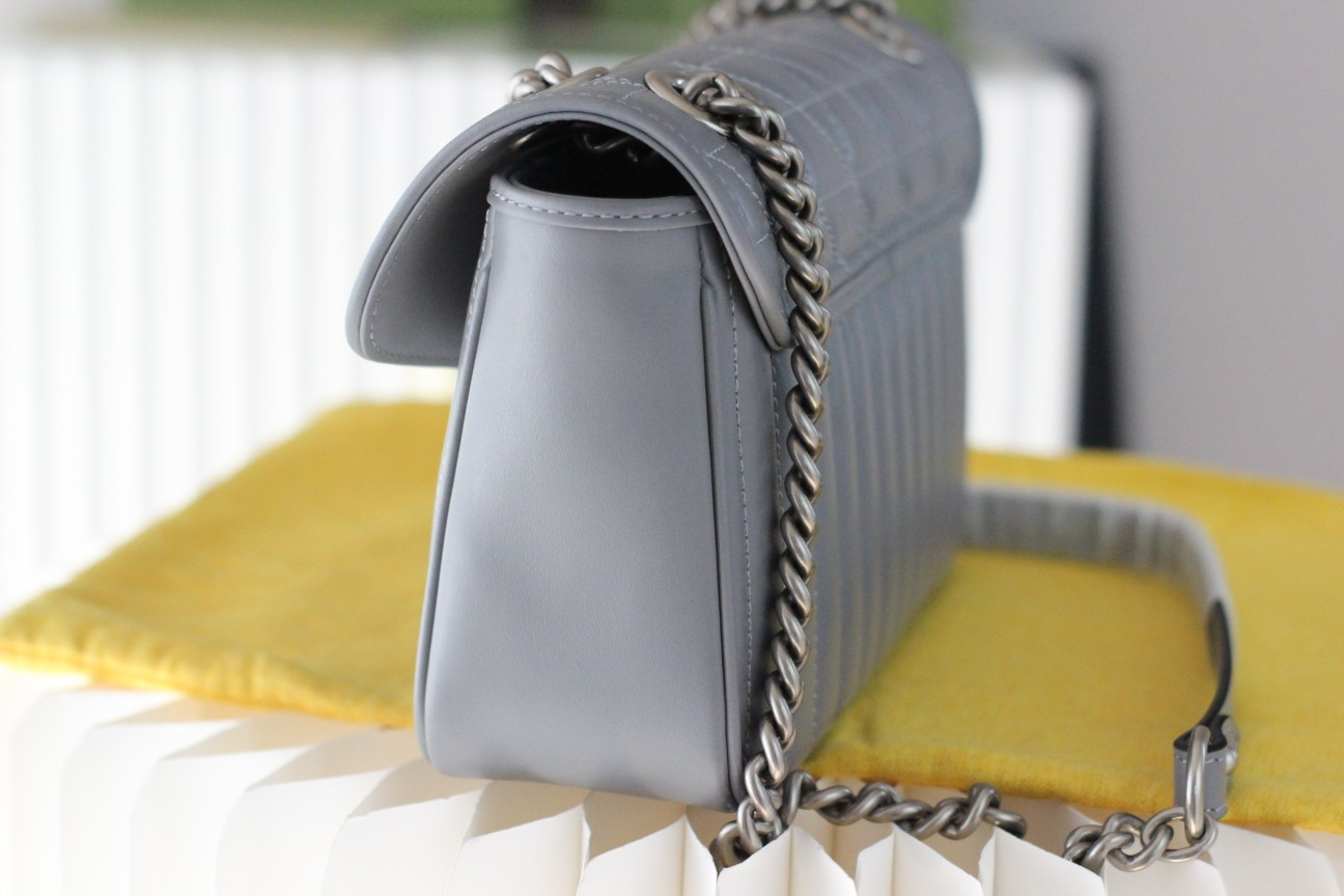 G*u*i gg marmont bag