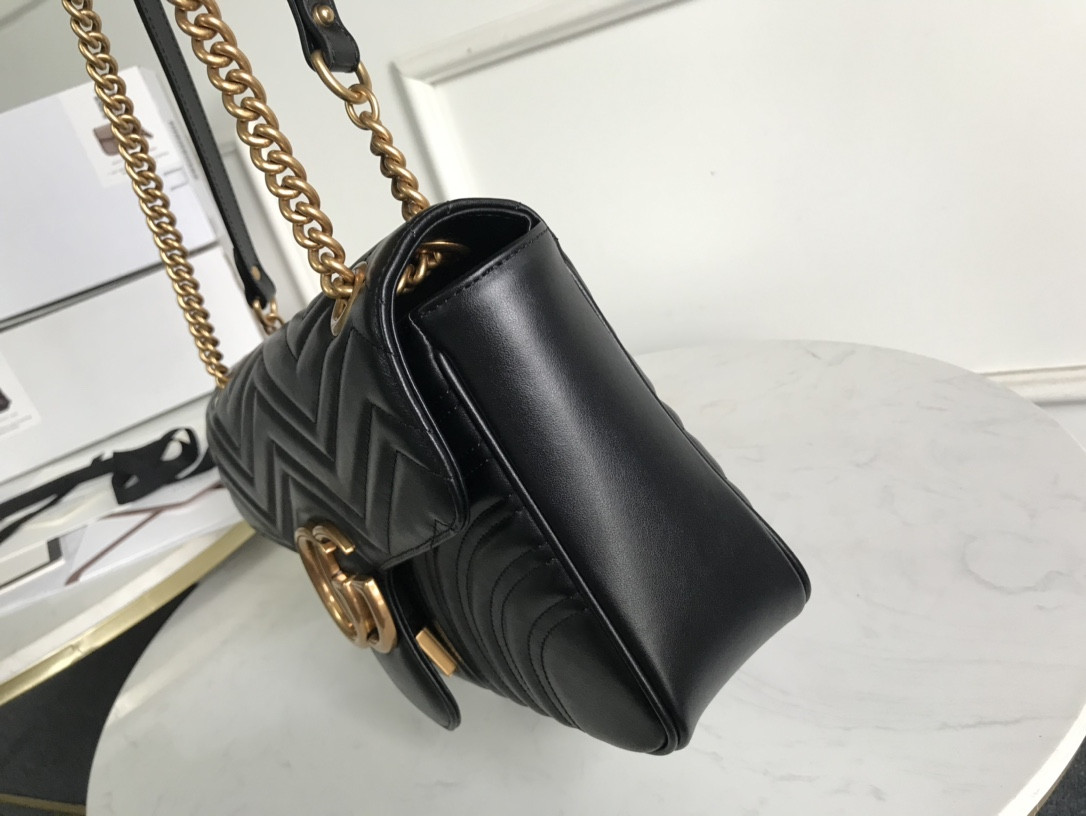 G*u*i gg marmont bag