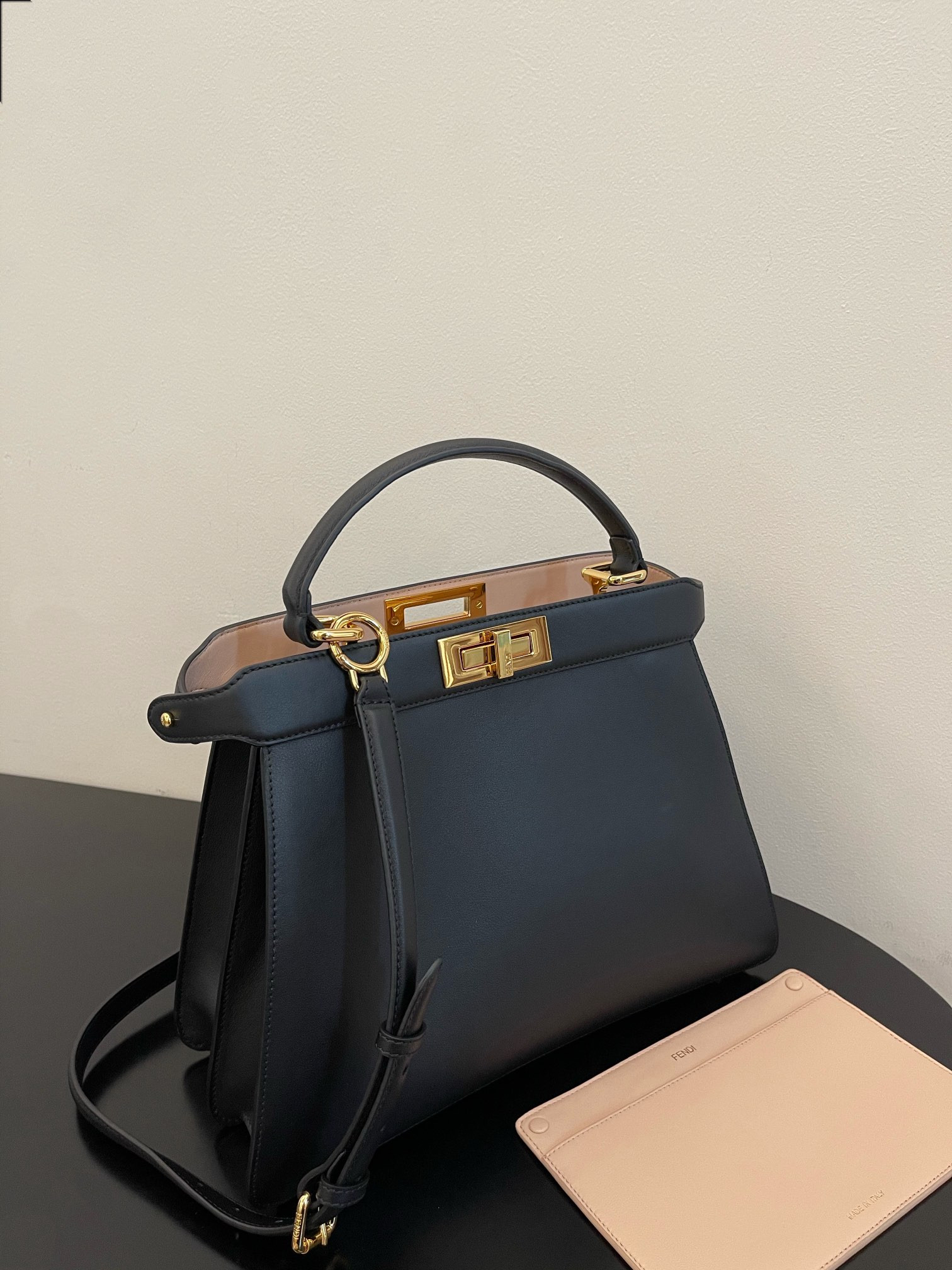 Fendi Peekaboo Iseeu Medium Bag