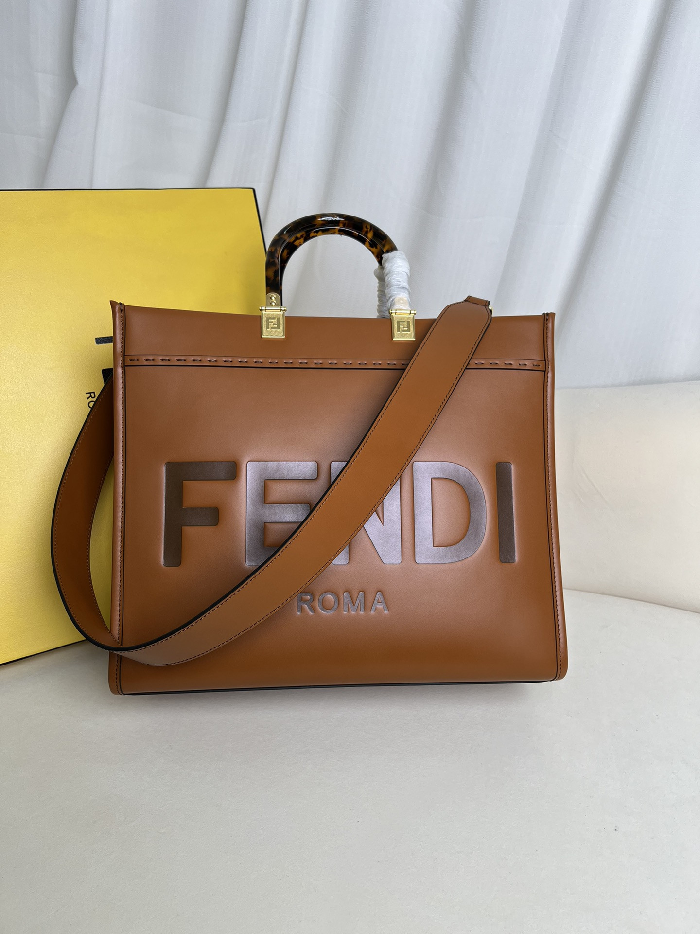 FENDI SUNSHINE TOTE