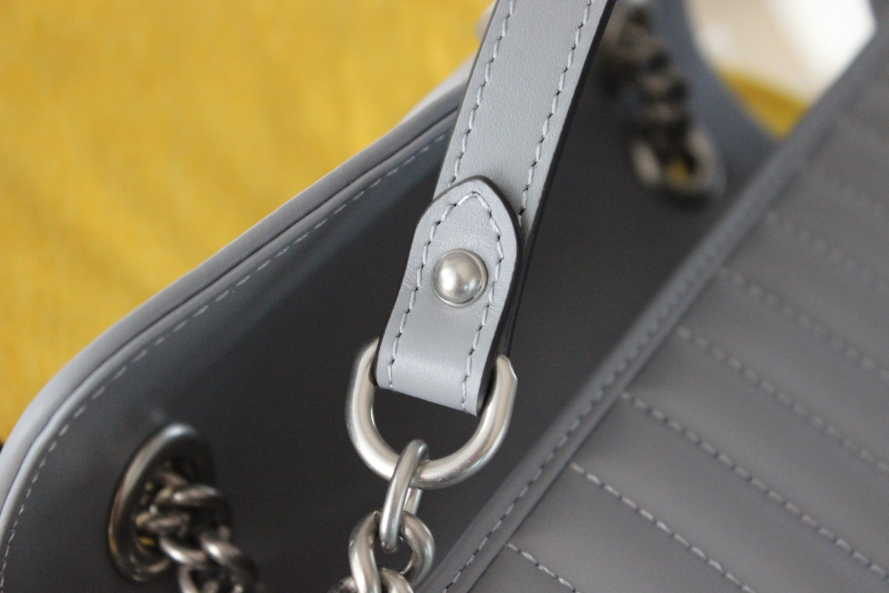 G*u*i gg marmont bag