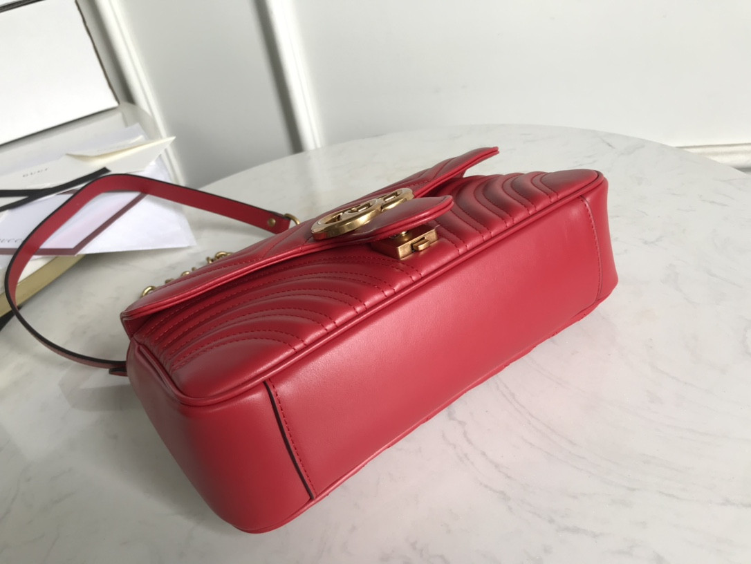 G*u*i gg marmont bag