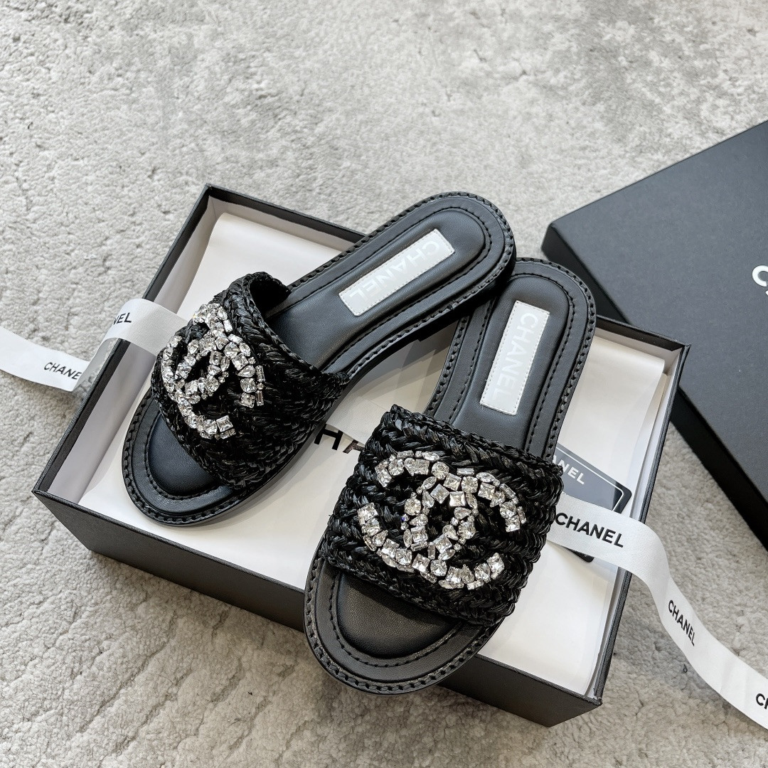 CHANEL BING BING 23P Slippers