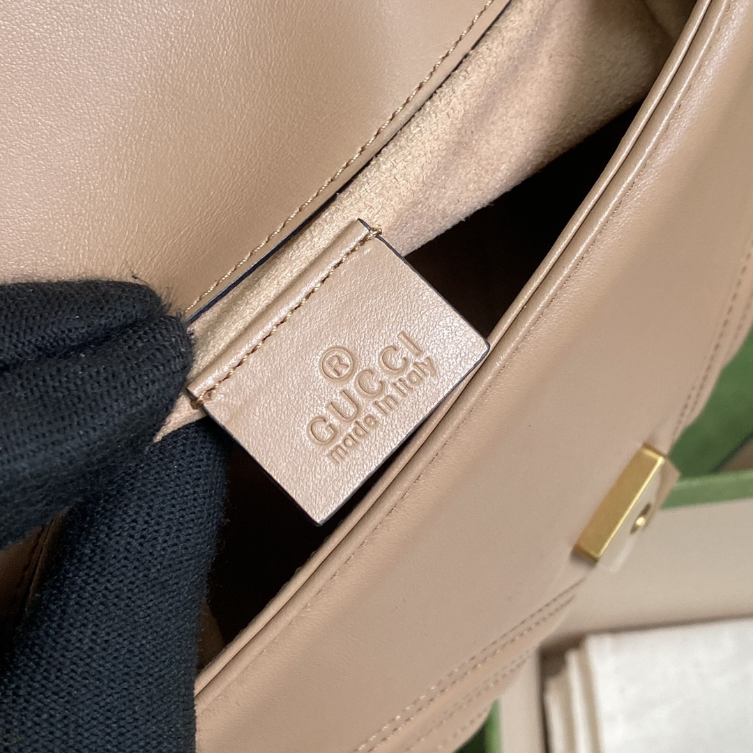 G*u*i gg marmont bag