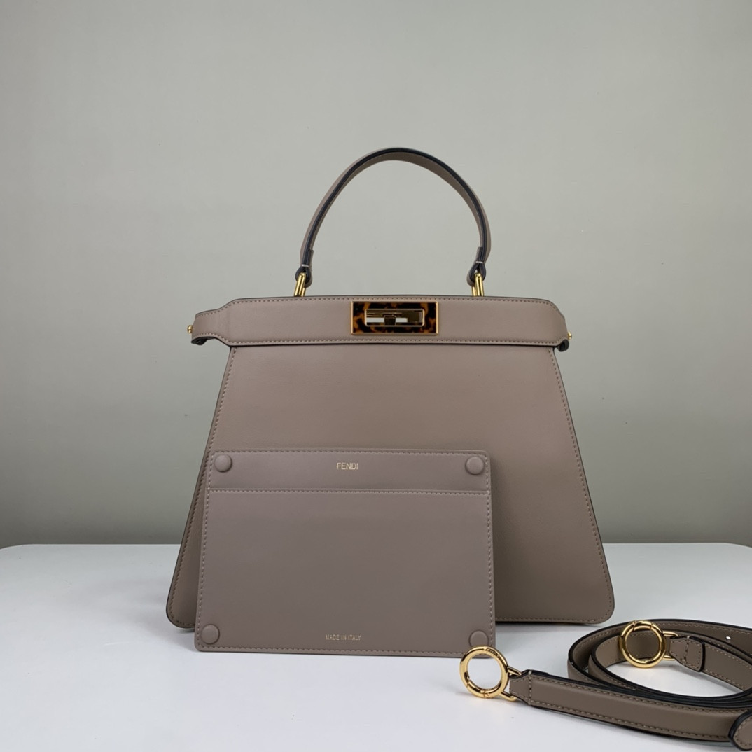 Fendi Peekaboo Iseeu Medium Bag