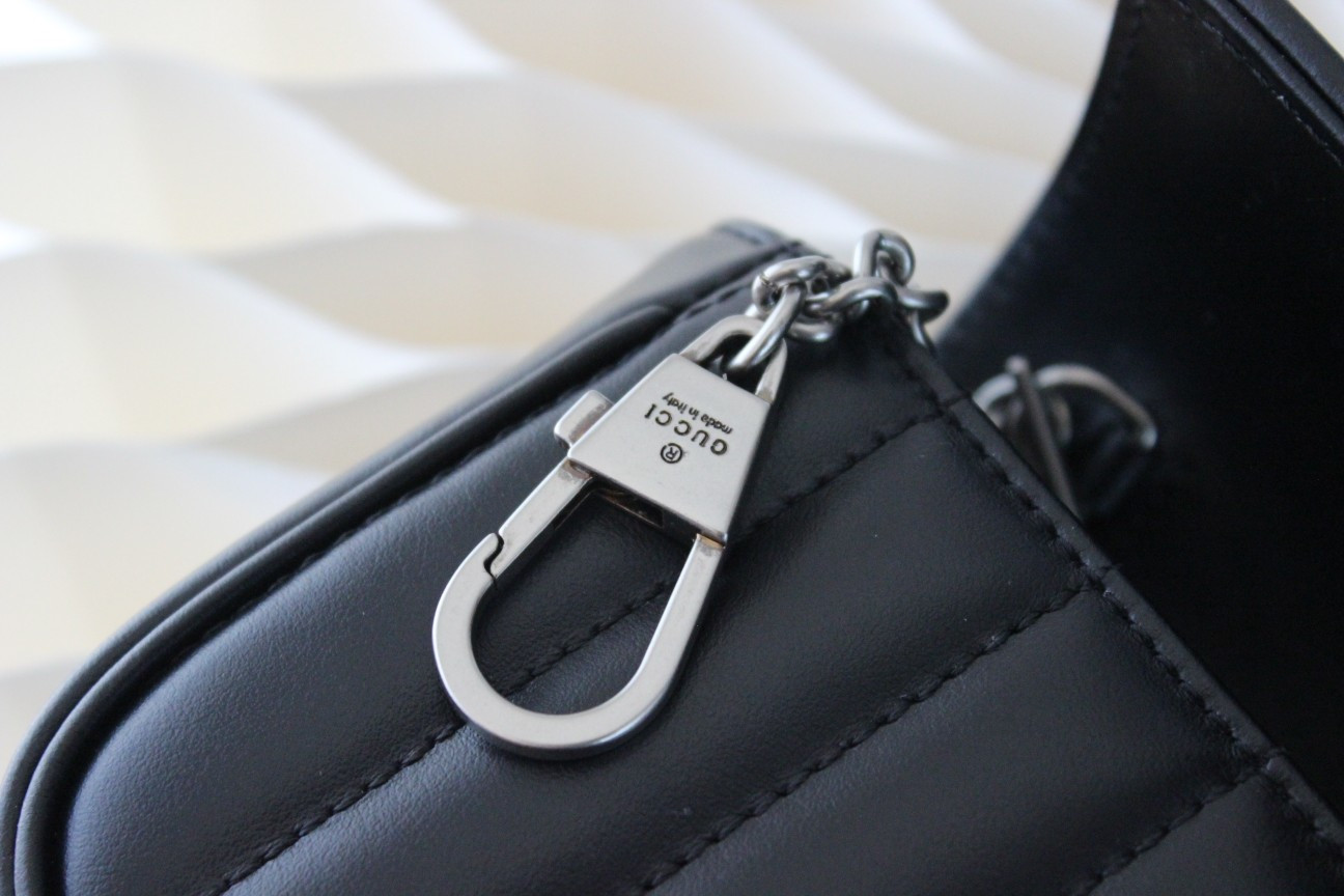 G*u*i gg marmont bag