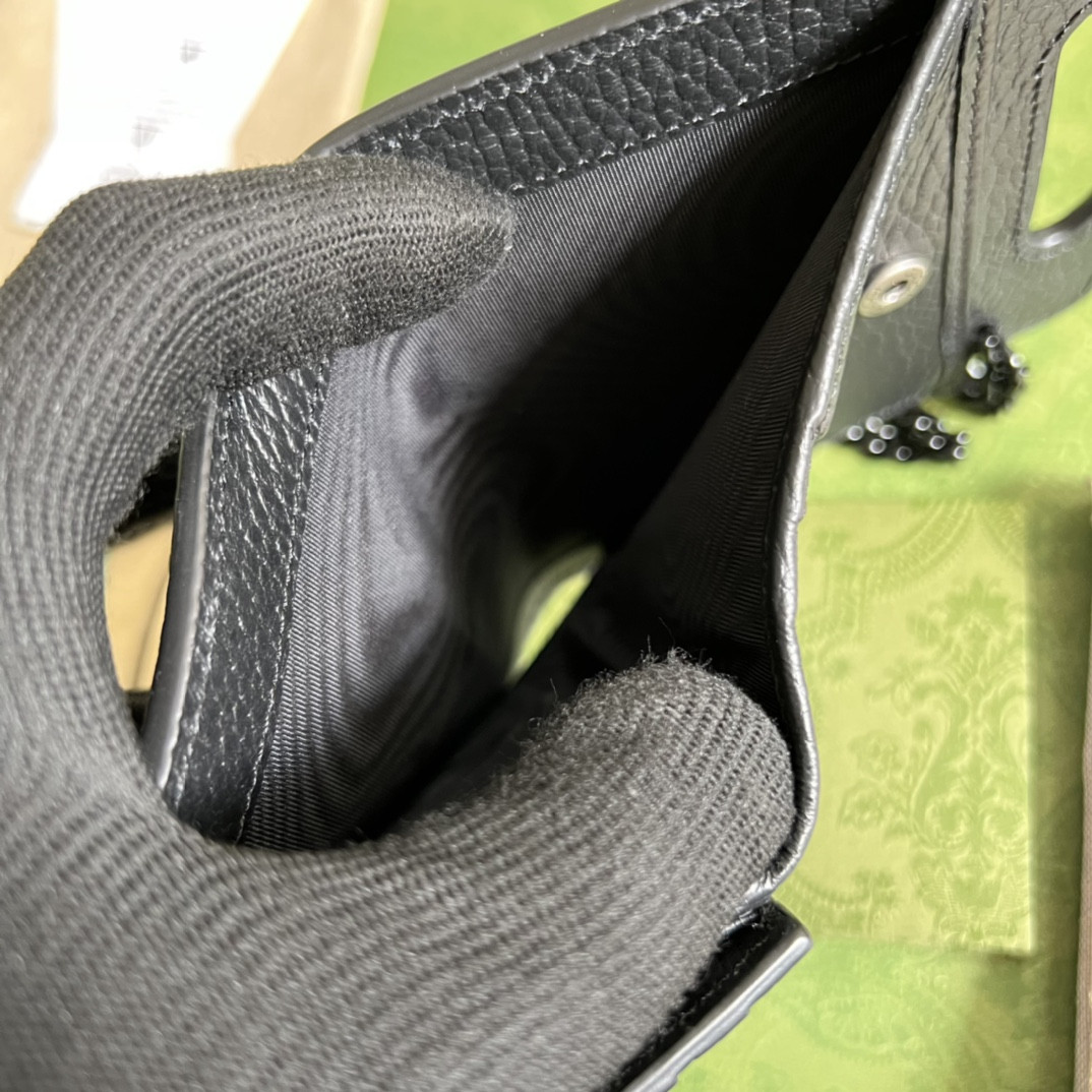 G*u*i gg marmont bag