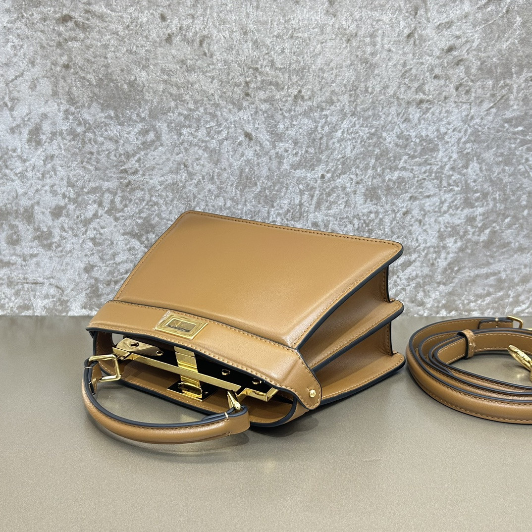 Fendi Peekaboo Iseeu Petite