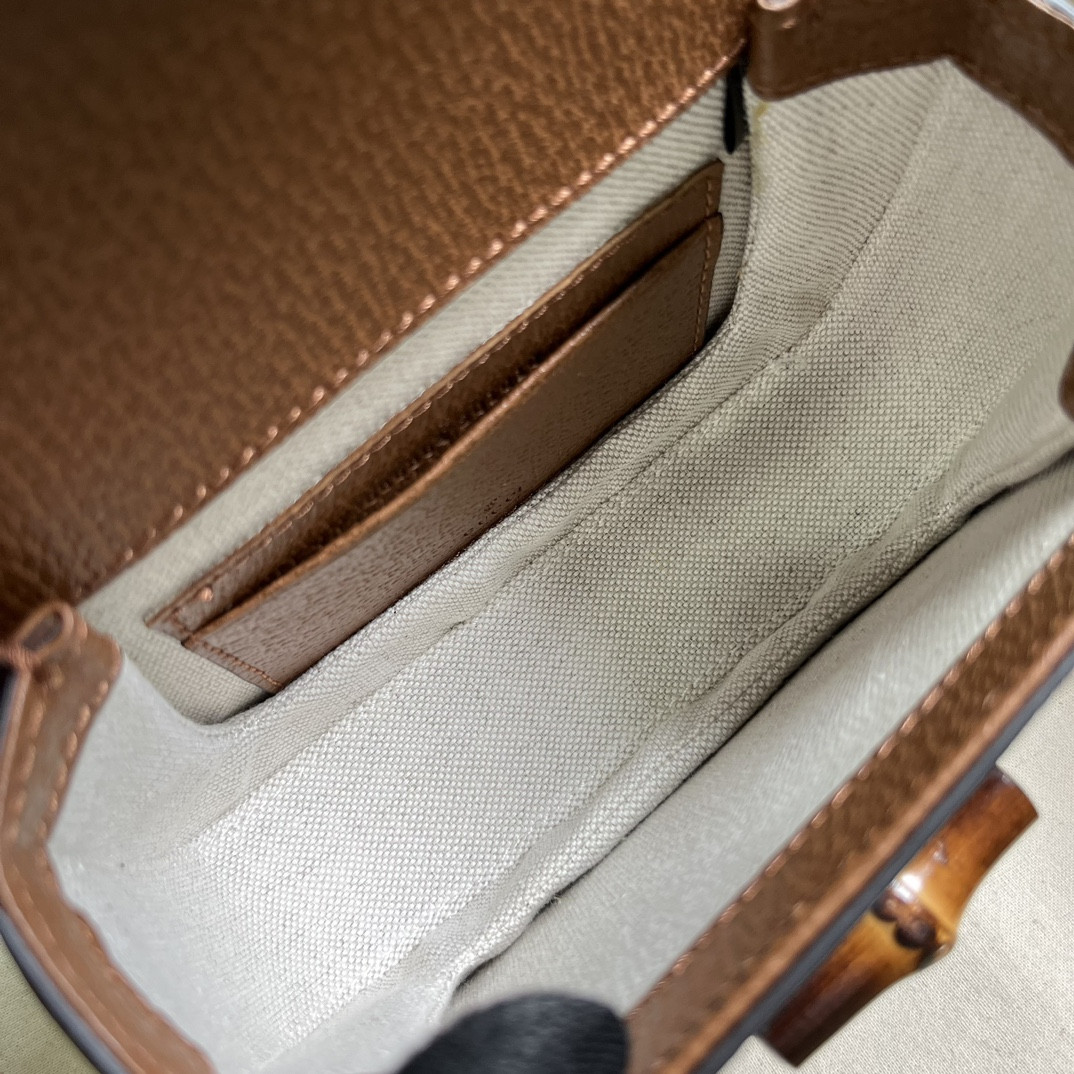 G*u*i bamboo 1947 bag