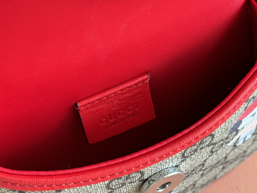 G*u*i children printed shoulder bag