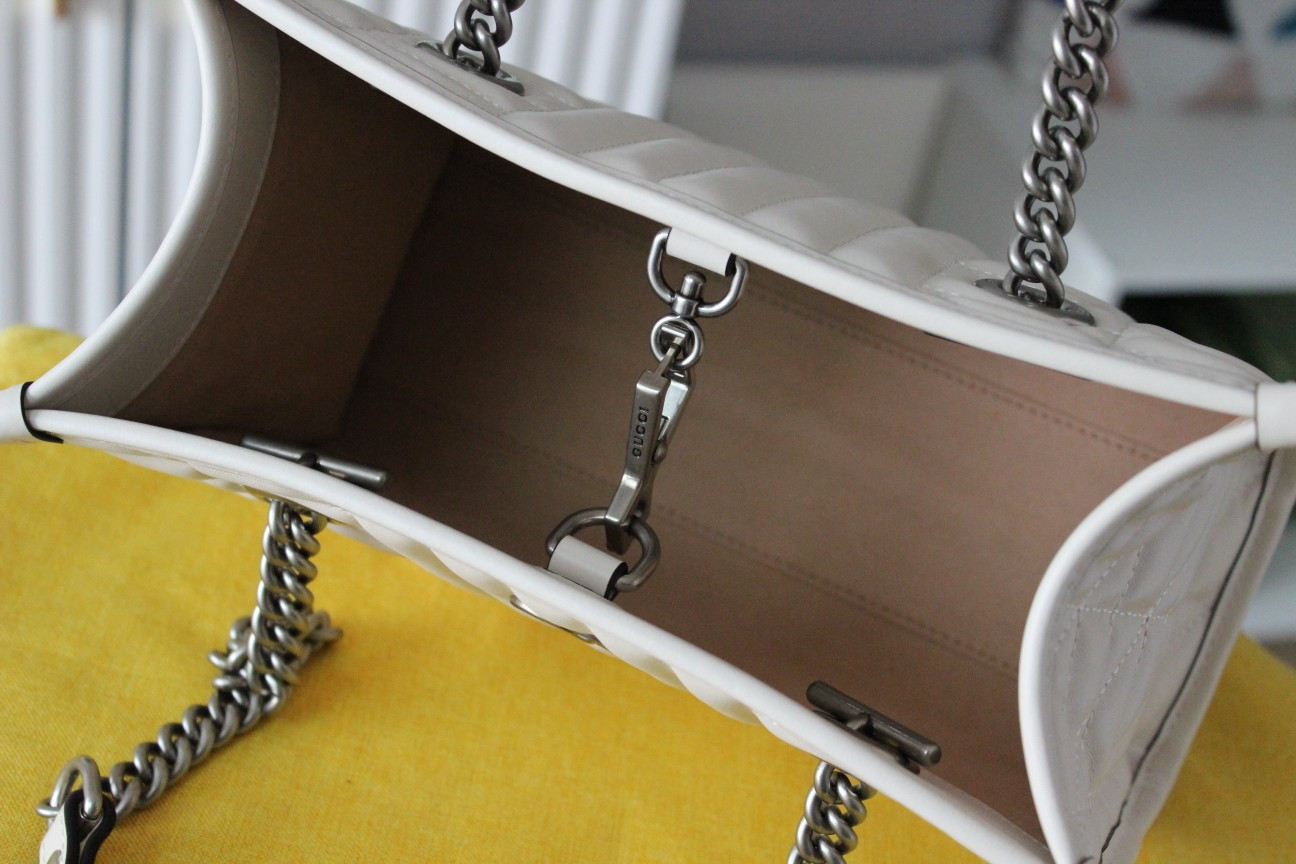 G*u*i gg marmont bag