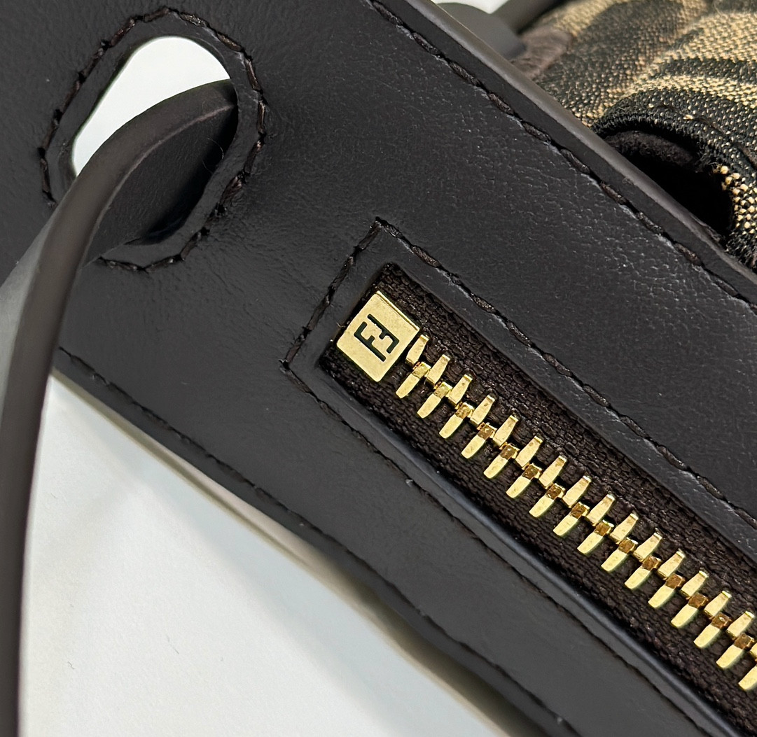 Fendi Simply Handbag